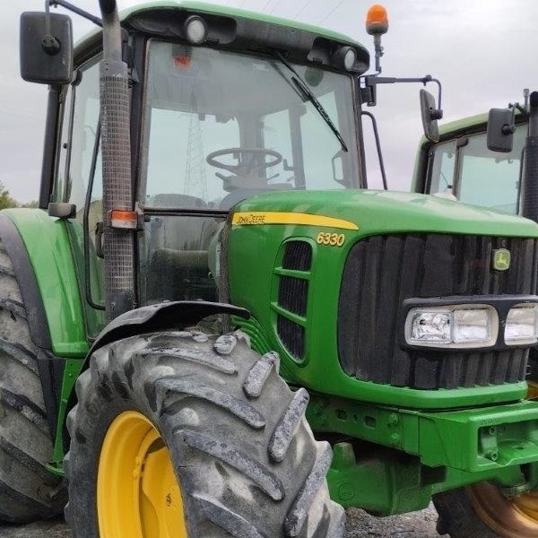 TRACTOR JOHN DEERE 6330