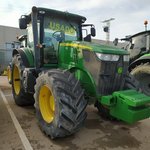 TRACTOR JOHN  DEERE 7215R