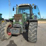 TRACTOR FENDT 716
