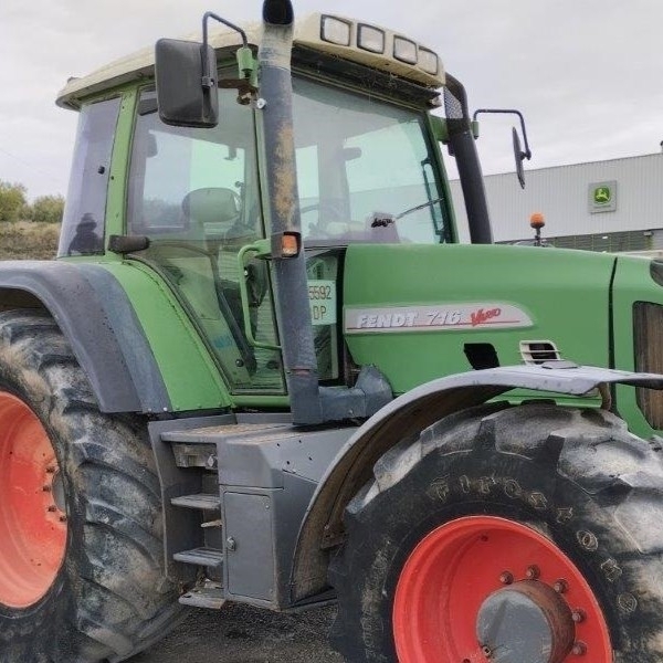 TRACTOR FENDT 716