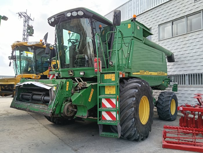 COSECHADORA JOHN DEERE 9660