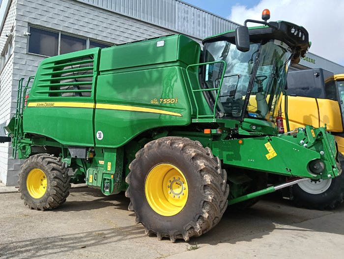 COSECHADORA JOHN DEERE T550